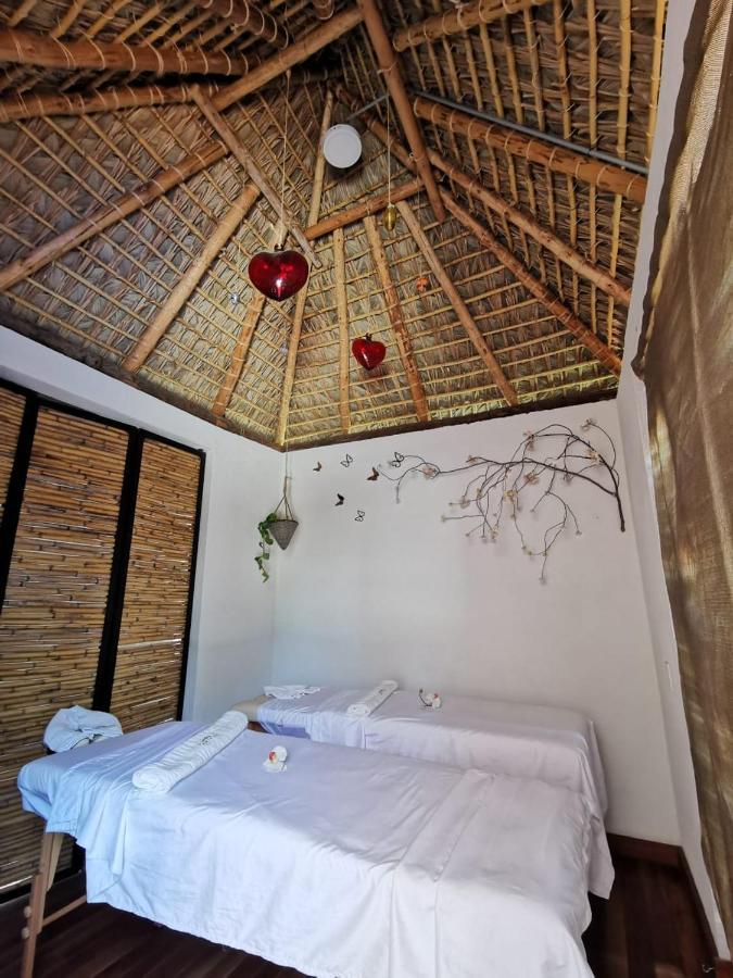 Casa Flores Hotel & Spa アトリスコ エクステリア 写真
