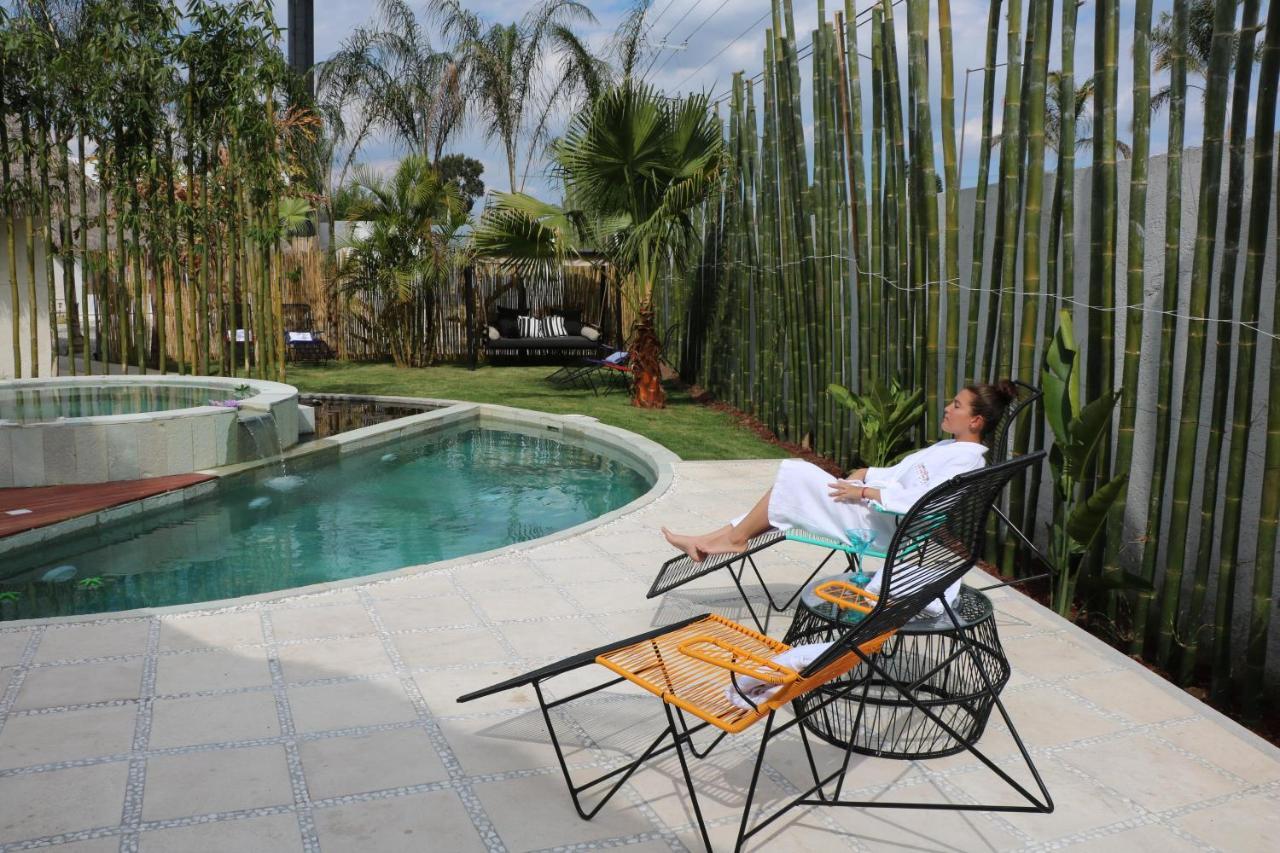 Casa Flores Hotel & Spa アトリスコ エクステリア 写真