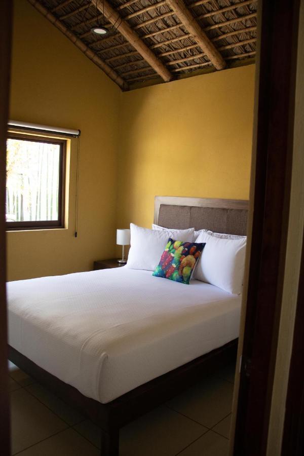 Casa Flores Hotel & Spa アトリスコ エクステリア 写真